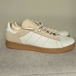 NIB Adidas Stan Smith “wonder white sand strata gum” sneakers